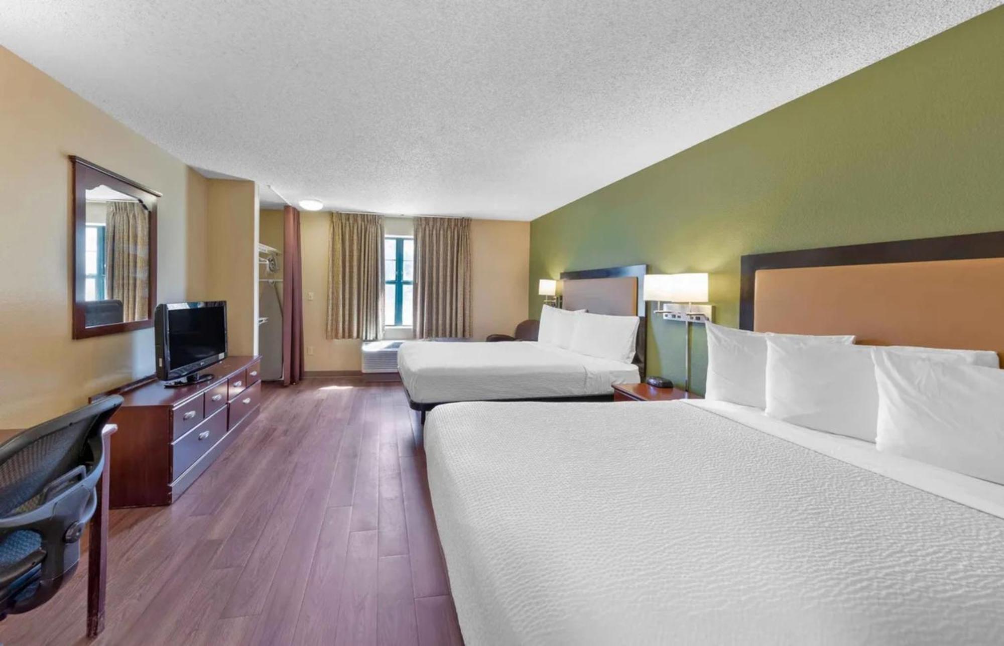 Relax Suites Extended Stay - ラ・ミラダ エクステリア 写真